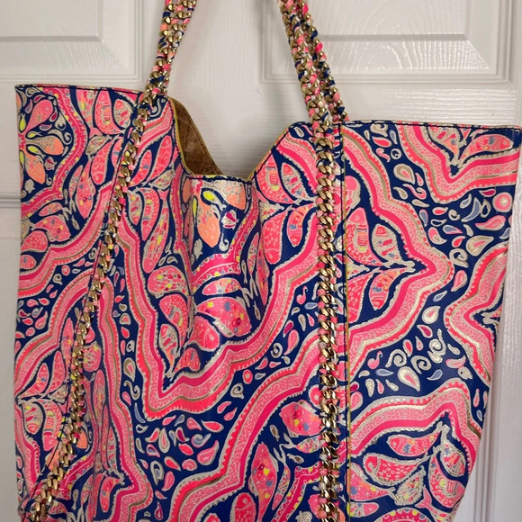 Vibrant Lily Pulitzer Tote/purse - Picture 9 of 12